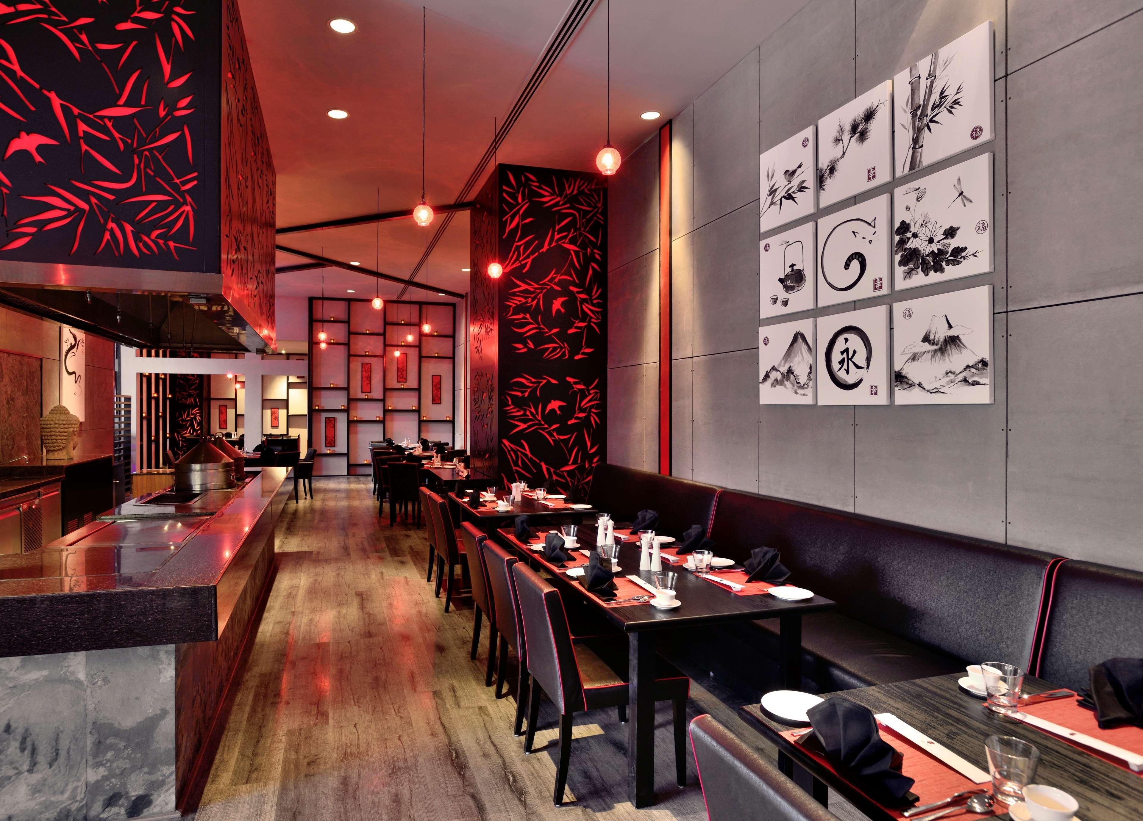 Radisson Blu Plaza Hotel Hyderabad Banjara Hills Exterior photo Interior of a restaurant